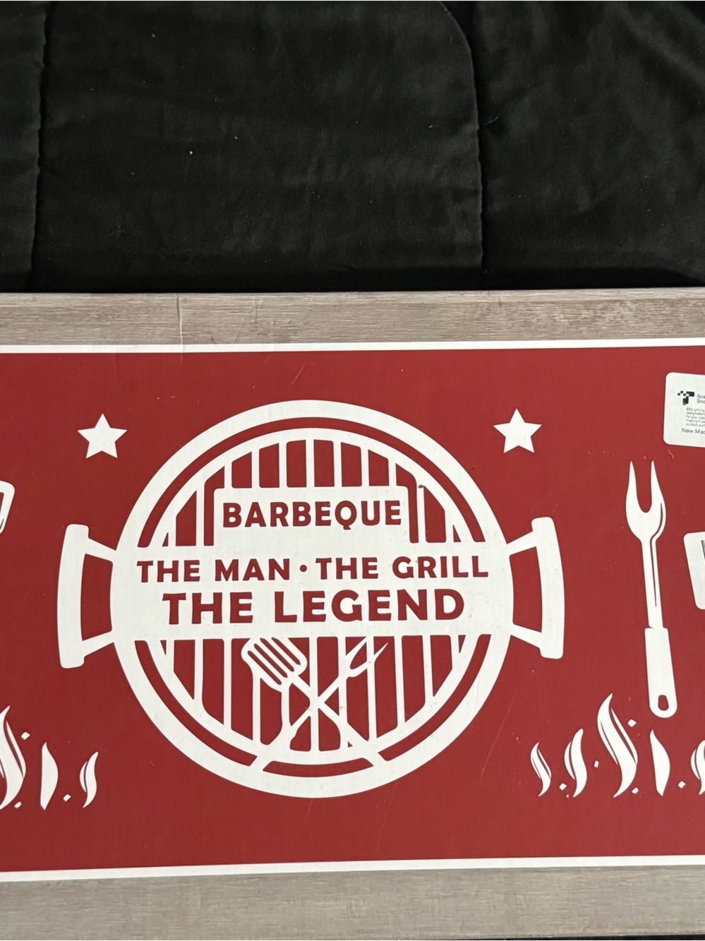 Red 'Barbeque The Man - The Grill The Legend.